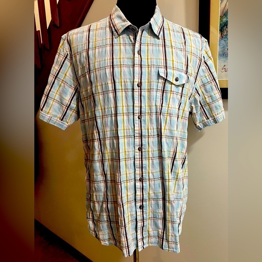 Tommy Bahama JEANS | men’s Island Modern Fit shirt. Size: XL